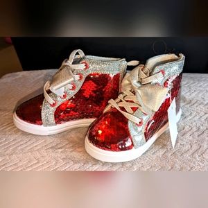 3/$30 NWT Cracker Barrel Exclusive Red Sequin Zip Up High-Top Size 5 Bab…